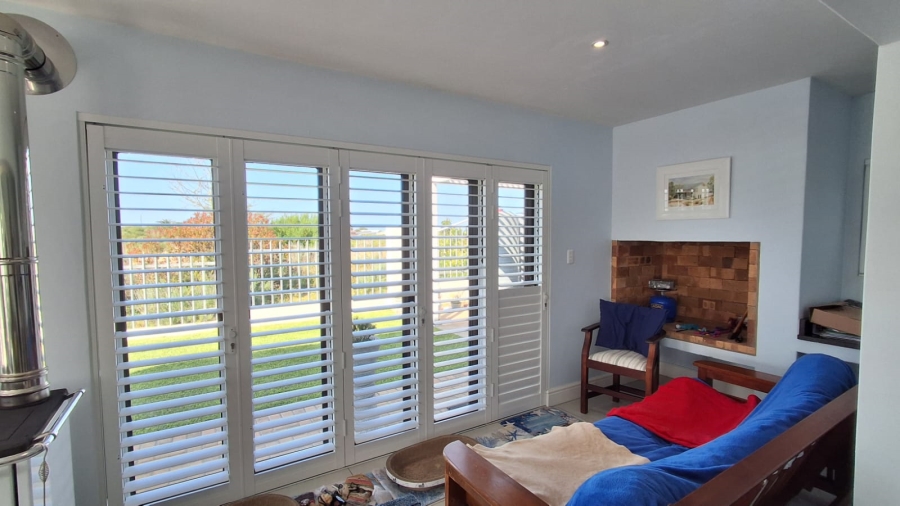 3 Bedroom Property for Sale in Stilbaai Wes Western Cape